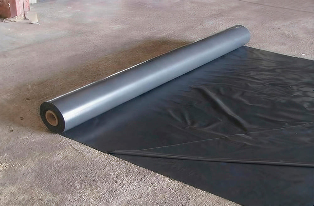 Вторичная пленка под стяжку черная фото